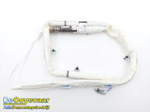 Begagnade Takgardinairbag, höger Lynk &amp; Co 01 1.5 PHEV Pris € 399,99 Marginaltabell erbjuds av Autodemontagebedrijf De Ooyevaar