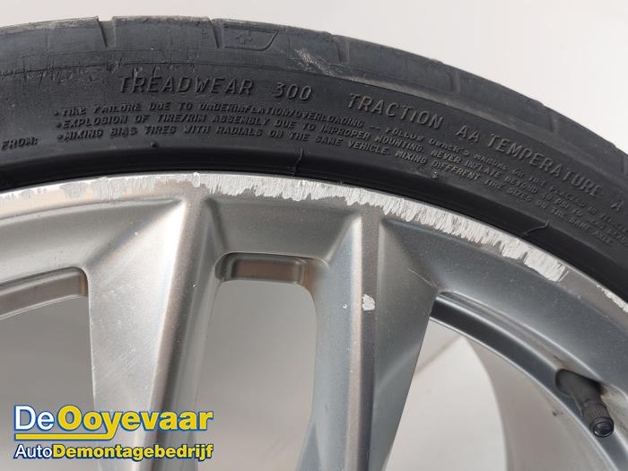 Velg + Band van een Audi A5 Sportback (8TA) 3.0 TDI V6 24V Quattro 2015