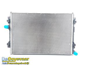 Gebruikte Radiateur Volkswagen Golf VII (AUA) 2.0 GTD 16V Prijs € 125,00 Margeregeling aangeboden door Autodemontagebedrijf De Ooyevaar