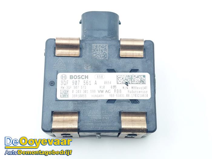 Adaptiv farthållare, sensor (avstånd) från en Volkswagen Golf VII (AUA) 2.0 GTI 16V Performance Package 2017