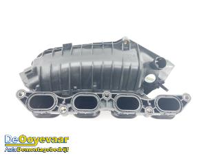 Gebruikte Inlaatspruitstuk Peugeot 208 I (CA/CC/CK/CL) 1.6 Vti 16V Prijs € 15,00 Margeregeling aangeboden door Autodemontagebedrijf De Ooyevaar