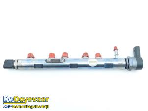 Begagnade Bränsleinsprutningsmunstycke BMW 1 serie (F20) 125d 2.0 16V Pris € 49,99 Marginaltabell erbjuds av Autodemontagebedrijf De Ooyevaar