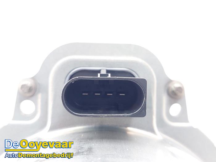 Bromsservo från en Volkswagen Golf VIII Variant (GC5) 1.5 eTSI 16V 2024