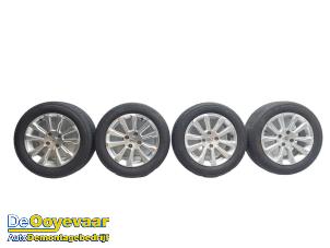 Begagnade Hjuluppsättning + däck Opel Crossland (X) 1.2 Turbo 12V Pris € 499,99 Marginaltabell erbjuds av Autodemontagebedrijf De Ooyevaar