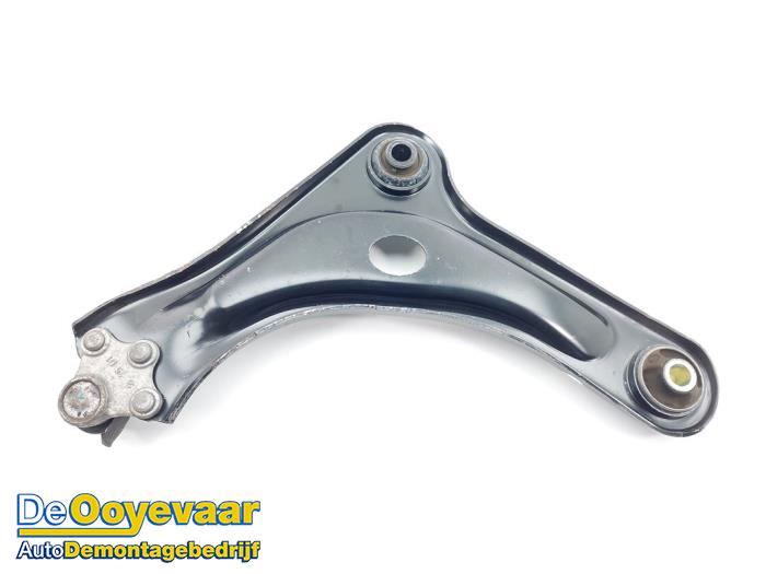 Draagarm rechts-voor van een Peugeot 208 I (CA/CC/CK/CL) 1.6 Vti 16V 2014