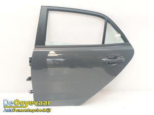 Begagnade Bakdörr, 4-dörrars, vänster Kia Rio IV (YB) 1.0i T-GDi 100 12V Pris € 399,99 Marginaltabell erbjuds av Autodemontagebedrijf De Ooyevaar