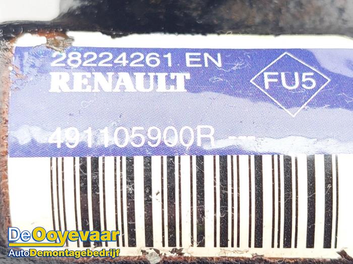 Servostyrningspump från en Dacia Duster (HS) 1.6 16V 2010