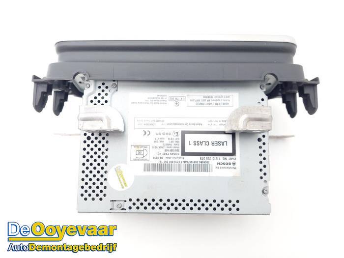 Navigeringssystem från en Nissan Micra (K14) 0.9 IG-T 12V 2018