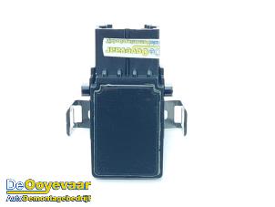 Gebruikte Temperatuursensor binnen Ford Transit Custom 2.0 EcoBlue 136 Prijs € 39,99 Margeregeling aangeboden door Autodemontagebedrijf De Ooyevaar