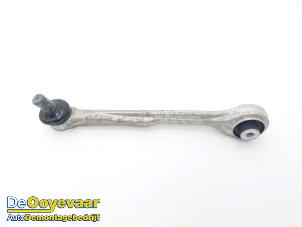 Gebruikte Draagarm boven rechts-voor Audi Q8 E-tron (GEG) 50 Quattro 95 kWh Prijs € 29,99 Margeregeling aangeboden door Autodemontagebedrijf De Ooyevaar