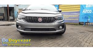 Begagnade Främre stötfångare Fiat Tipo (356W/357W) 1.3 D 16V Multijet Pris € 499,99 Marginaltabell erbjuds av Autodemontagebedrijf De Ooyevaar