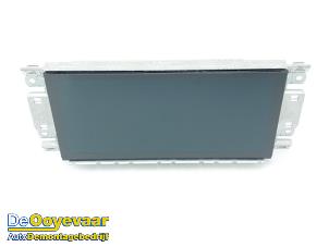 Używane Wyswietlacz jednostki multimedialnej Audi A3 Sportback (8YA) 1.0 30 TFSI 12V Mild hybrid Cena € 489,99 Procedura marży oferowane przez Autodemontagebedrijf De Ooyevaar