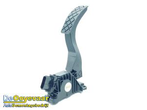 Używane Pedal gazu Audi A3 Sportback (8YA) 1.0 30 TFSI 12V Mild hybrid Cena € 9,99 Procedura marży oferowane przez Autodemontagebedrijf De Ooyevaar