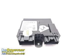 Gebruikte Module achterklep motor Polestar Polestar 2 69/70kWh EV Single Standard Range Prijs € 149,99 Margeregeling aangeboden door Autodemontagebedrijf De Ooyevaar