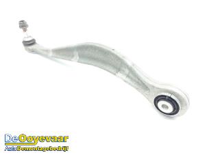 Begagnade Bakre gaffelben, vänster BMW 5 serie (F10) 520d xDrive 16V Pris € 25,00 Marginaltabell erbjuds av Autodemontagebedrijf De Ooyevaar