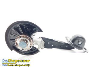 Begagnade Spindel, höger bak Volkswagen Passat (3G2) 1.4 TSI 16V Pris € 125,00 Marginaltabell erbjuds av Autodemontagebedrijf De Ooyevaar