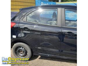 Begagnade Bakdörr, 4-dörrars, höger Ford Ka+ 1.2 Pris € 549,99 Marginaltabell erbjuds av Autodemontagebedrijf De Ooyevaar