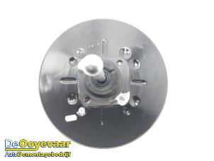 Gebruikte Rembekrachtiger Volkswagen Tiguan (AD1) 1.5 TSI 16V Evo BlueMotion Technology Prijs € 59,99 Margeregeling aangeboden door Autodemontagebedrijf De Ooyevaar