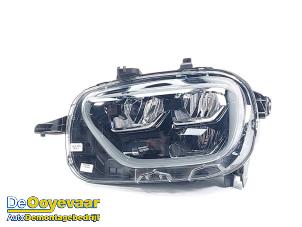 Begagnade Strålkastare, vänster Citroen C3 (SX/SW) 1.2 Vti 12V PureTech Pris € 349,99 Marginaltabell erbjuds av Autodemontagebedrijf De Ooyevaar