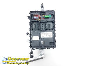 Gebruikte Module Bodycontrol Ford Fiesta 7 1.0 EcoBoost 12V 100 Prijs € 79,99 Margeregeling aangeboden door Autodemontagebedrijf De Ooyevaar
