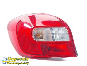 Gebruikte Achterlicht links Suzuki Baleno (EW/FW) 1.2 Dual Jet 16V Prijs € 119,99 Margeregeling aangeboden door Autodemontagebedrijf De Ooyevaar