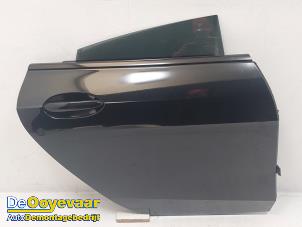 Begagnade Bakdörr, 4-dörrars, höger BMW 2 serie Gran Coupe (F44) 218i 1.5 TwinPower Turbo 12V Pris € 799,99 Marginaltabell erbjuds av Autodemontagebedrijf De Ooyevaar