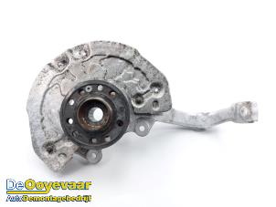 Begagnade Spindel, vänster fram Mercedes C (W205) C-300 e 2.0 16V 4-Matic Pris € 175,00 Marginaltabell erbjuds av Autodemontagebedrijf De Ooyevaar