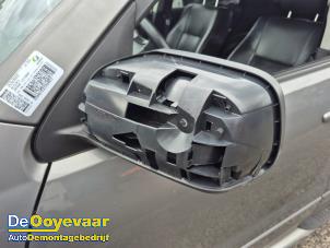 Używane Lusterko zewnetrzne lewe Suzuki Grand Vitara II (JT) 2.0 16V Cena € 49,99 Procedura marży oferowane przez Autodemontagebedrijf De Ooyevaar