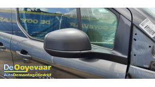 Begagnade Skärmspegel, höger Ford Transit Connect (PJ2) 1.5 EcoBlue Pris € 149,99 Marginaltabell erbjuds av Autodemontagebedrijf De Ooyevaar