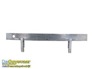 Gebruikte Bumperframe voor Kia Niro I (DE) 1.6 GDI Hybrid Prijs € 169,99 Margeregeling aangeboden door Autodemontagebedrijf De Ooyevaar