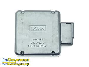 Gebruikte GPS Antenne Ford Focus 3 Wagon 1.6 TDCi ECOnetic Prijs € 15,00 Margeregeling aangeboden door Autodemontagebedrijf De Ooyevaar