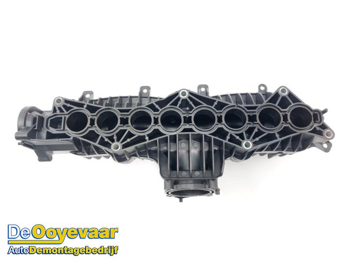 Insugsrör från en Volvo V40 (MV) 1.5 T2 16V Geartronic 2018