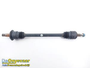 Gebruikte Steekas links-achter Mercedes GLC (X253) 2.0 260 16V 4-Matic Prijs € 119,99 Margeregeling aangeboden door Autodemontagebedrijf De Ooyevaar