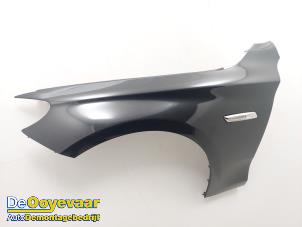 Gebruikte Scherm links-voor BMW 5 serie Gran Turismo (F07) 535i 24V TwinPower Turbo Prijs € 119,99 Margeregeling aangeboden door Autodemontagebedrijf De Ooyevaar