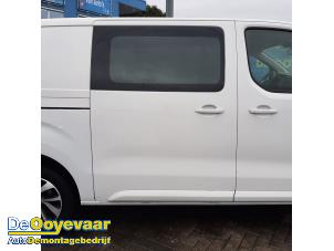 Begagnade Skjutdörr, höger Citroen Jumpy 2.0 Blue HDI 120 Pris € 699,99 Marginaltabell erbjuds av Autodemontagebedrijf De Ooyevaar