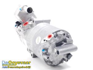 Begagnade Luftkonditioneringspump Jaguar F-Pace 2.0 P400e 16V AWD Pris € 499,99 Marginaltabell erbjuds av Autodemontagebedrijf De Ooyevaar