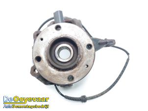 Używane Sworzen lewy przód Peugeot 2008 (CU) 1.2 12V e-THP PureTech 110 Cena € 29,99 Procedura marży oferowane przez Autodemontagebedrijf De Ooyevaar