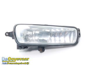 Begagnade Dimljus, höger fram Ford Focus 3 1.0 Ti-VCT EcoBoost 12V 125 Pris € 19,99 Marginaltabell erbjuds av Autodemontagebedrijf De Ooyevaar