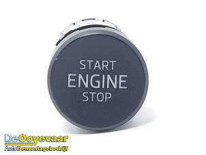 Gebruikte Start/Stop schakelaar Skoda Kamiq 1.0 TSI 12V Prijs € 19,99 Margeregeling aangeboden door Autodemontagebedrijf De Ooyevaar
