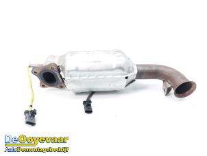 Gebruikte Katalysator Peugeot 208 II (UB/UH/UP) 1.2 Vti 12V PureTech 75 Prijs € 399,99 Margeregeling aangeboden door Autodemontagebedrijf De Ooyevaar