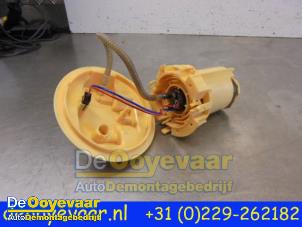 Gebruikte Opvoerpomp Opel Vectra C Caravan 1.9 CDTI 120 Prijs € 9,99 Margeregeling aangeboden door Autodemontagebedrijf De Ooyevaar