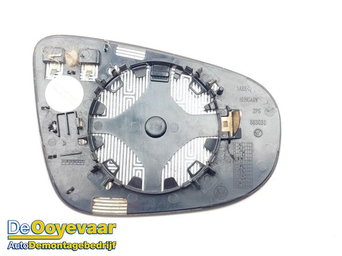 Spiegelglas links van een Volkswagen Golf VI (5K1) 1.4 TSI 122 16V 2011