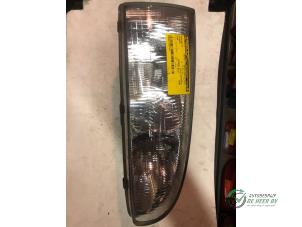 Begagnade Strålkastare, höger Hyundai H-100 2.5 Diesel Pris € 50,00 Marginaltabell erbjuds av Autobedrijf de Heer B.V.