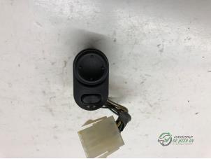 Begagnade Spegelspak Daewoo Espero 1.8 CD Pris € 10,00 Marginaltabell erbjuds av Autobedrijf de Heer B.V.