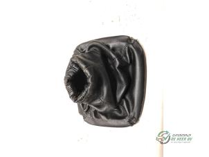 Begagnade Växelspaksskydd Daewoo Espero 1.8 CD Pris € 10,00 Marginaltabell erbjuds av Autobedrijf de Heer B.V.