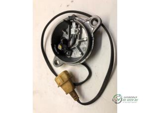 Begagnade Kamaxelsensor Volvo S40 (VS) 1.8 16V Pris € 25,00 Marginaltabell erbjuds av Autobedrijf de Heer B.V.