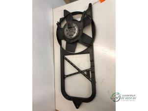 Begagnade Kylfläkt Opel Corsa B (73/78/79) 1.2i 16V Pris € 25,00 Marginaltabell erbjuds av Autobedrijf de Heer B.V.