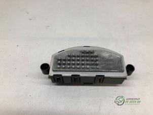 Gebruikte Kachel Weerstand Volkswagen Golf VII (AUA) 1.4 TSI 16V Prijs € 25,00 Margeregeling aangeboden door Autobedrijf de Heer B.V.