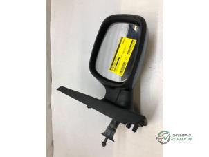 Begagnade Skärmspegel, höger Renault Kangoo (KC) 1.2 16V Pris € 35,00 Marginaltabell erbjuds av Autobedrijf de Heer B.V.