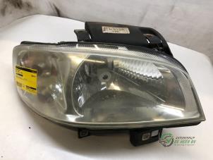 Gebruikte Koplamp rechts Seat Ibiza II Facelift (6K1) 1.4 Prijs € 35,00 Margeregeling aangeboden door Autobedrijf de Heer B.V.